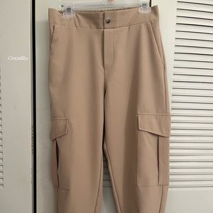 Zara Cream Cargo Jogger ✨🫶🏻